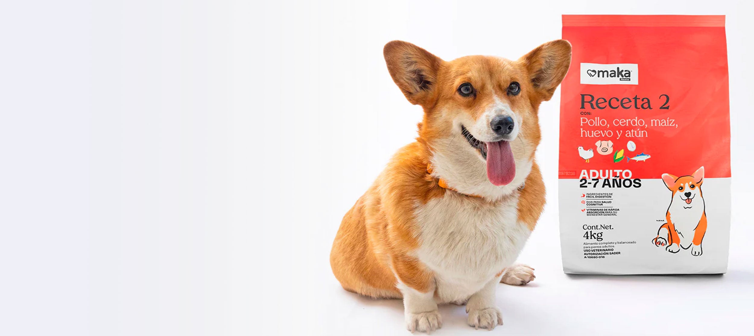 Perro posando posando con bolsa de 4kg de alimento para perro de la marca Maka